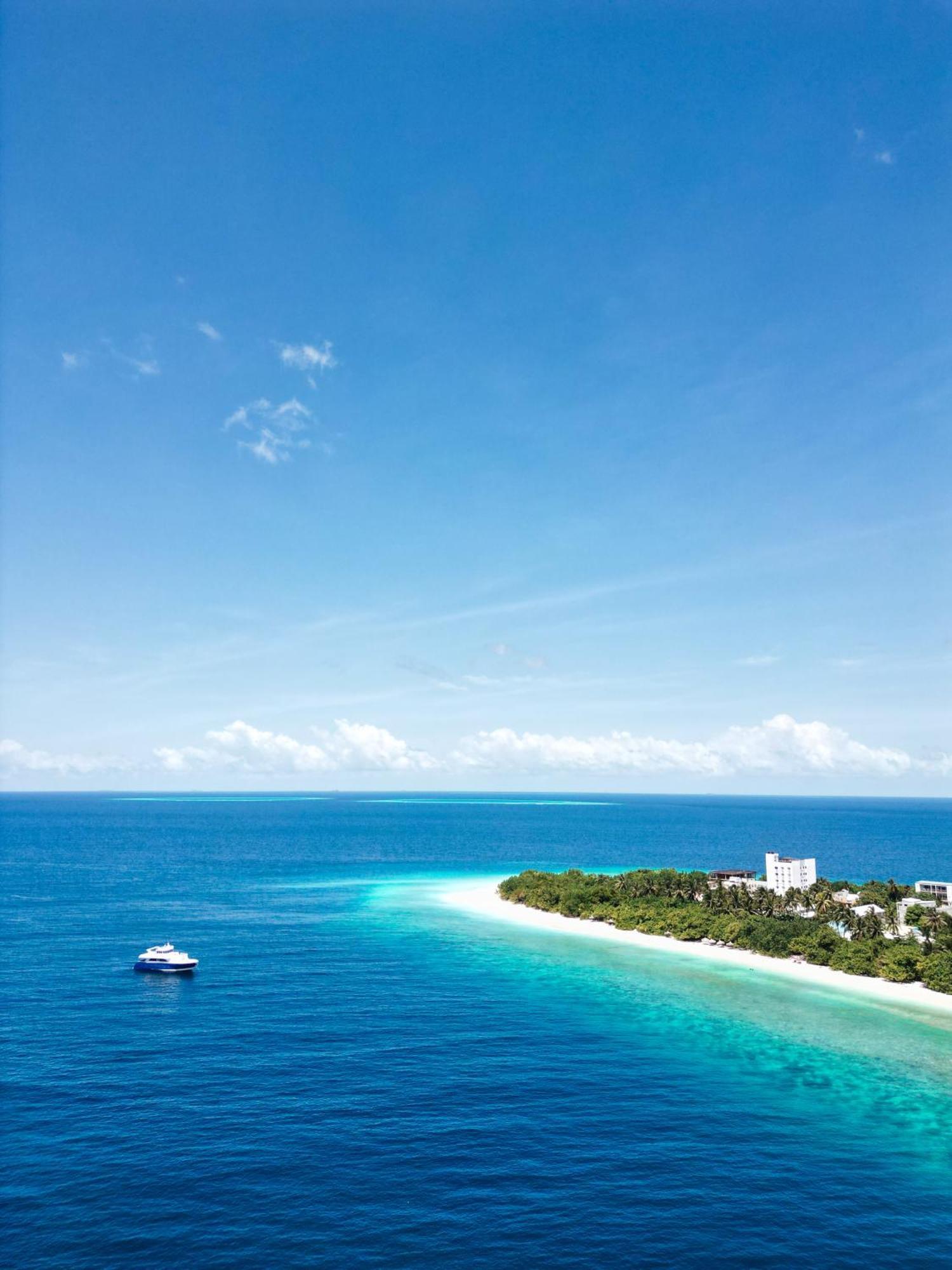 Ukulhas Villa Beach Hotel Buitenkant foto