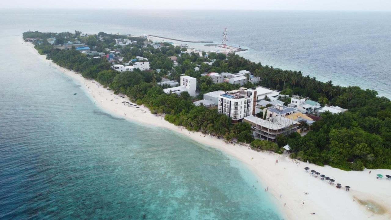 Ukulhas Villa Beach Hotel Buitenkant foto
